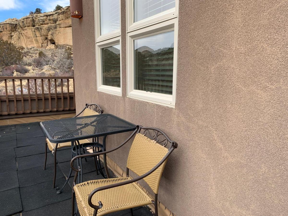 אסקלנטה Slot Canyons Inn Bed & Breakfast מראה חיצוני תמונה